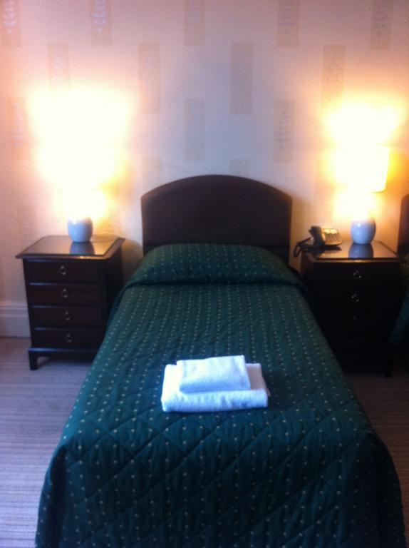 Lisdoonie Hotel Barrow-in-Furness Room photo