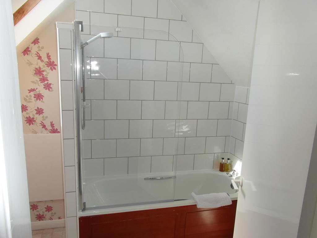 Lisdoonie Hotel Barrow-in-Furness Room photo